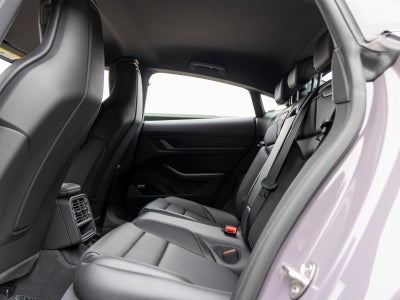 2025 Porsche Taycan Taycan