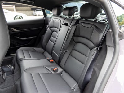 2025 Porsche Taycan Taycan