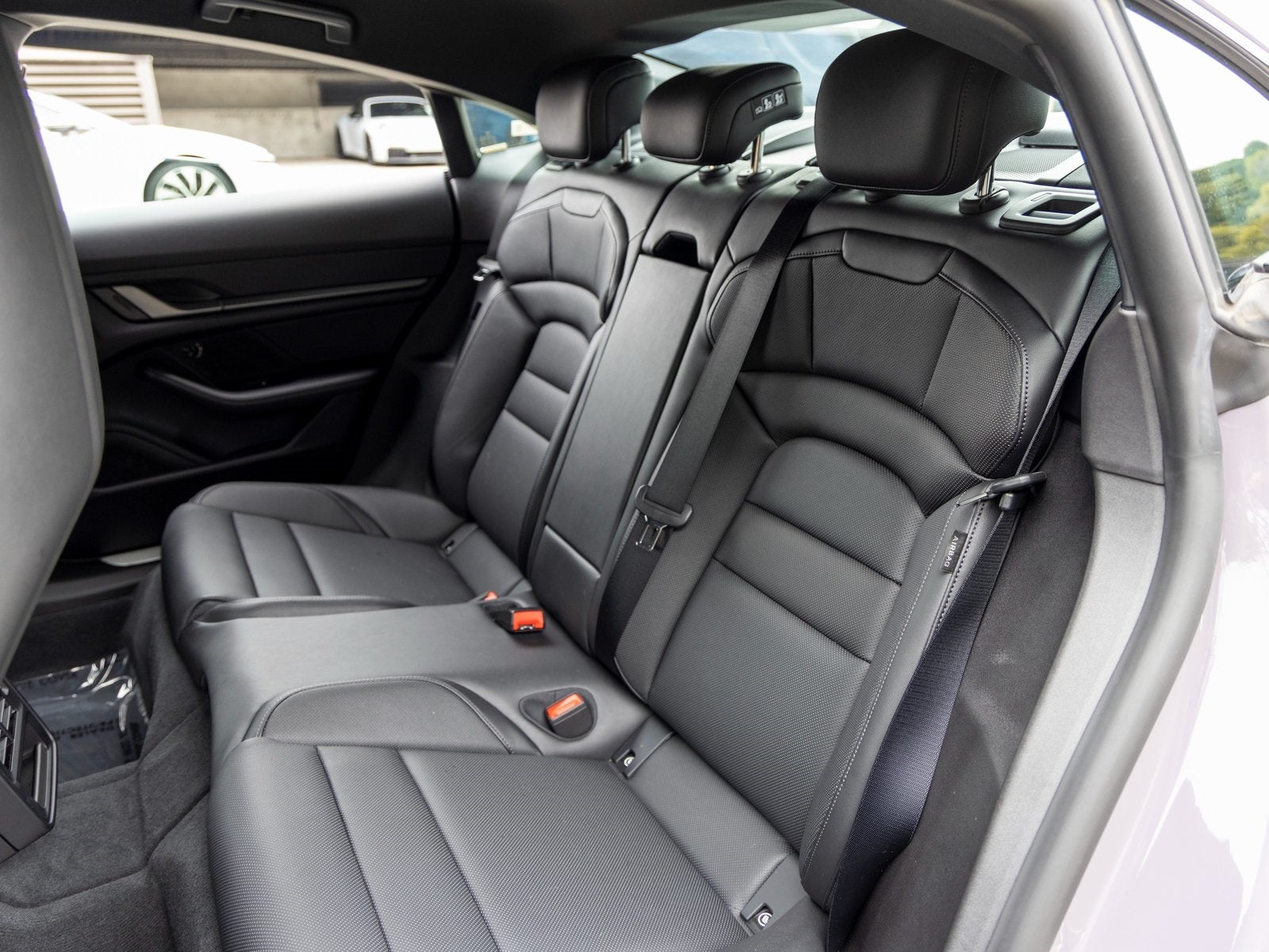 2025 Porsche Taycan Taycan