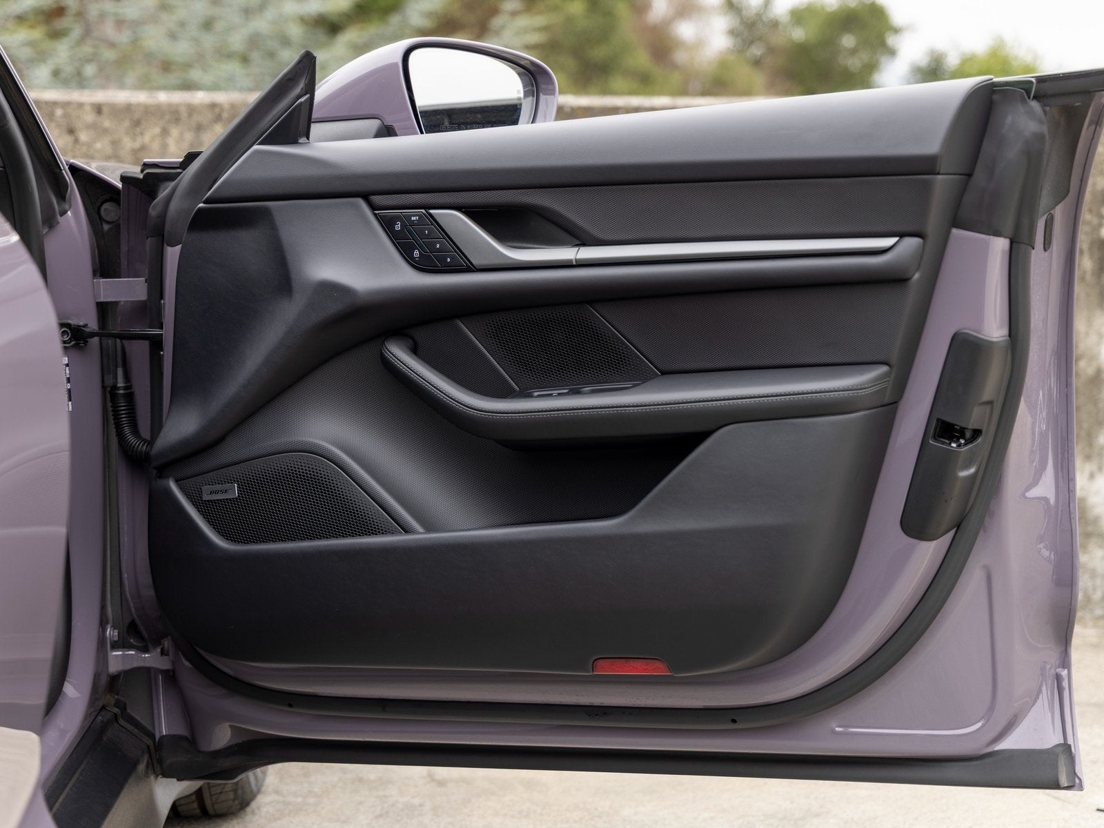 2025 Porsche Taycan Taycan