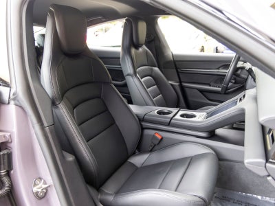 2025 Porsche Taycan Base