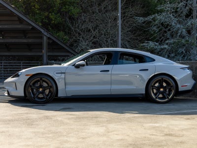2025 Porsche Taycan Taycan 4