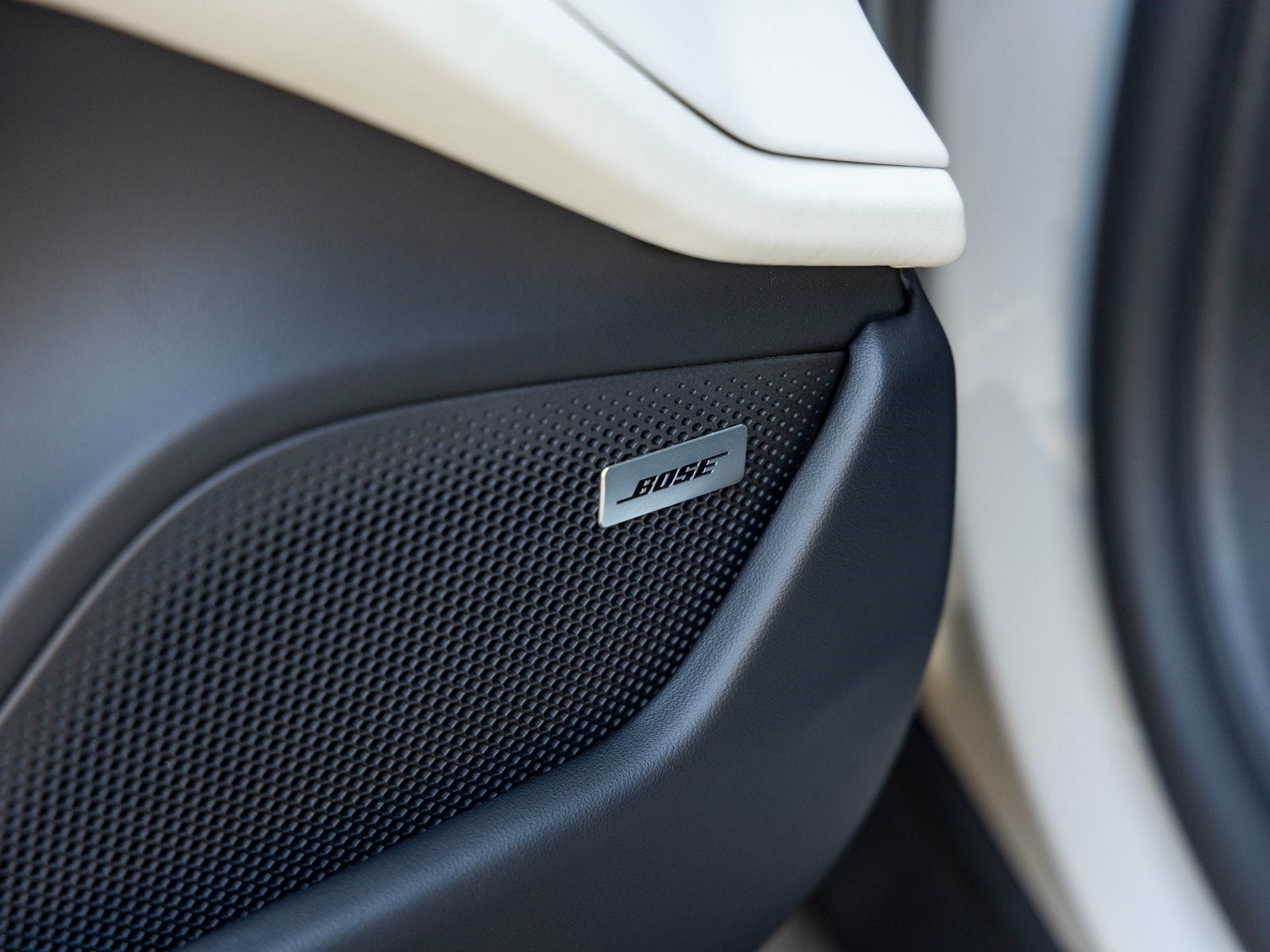 2025 Porsche Taycan Taycan 4