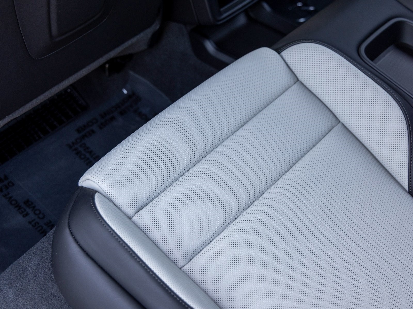 2025 Porsche Taycan Taycan 4