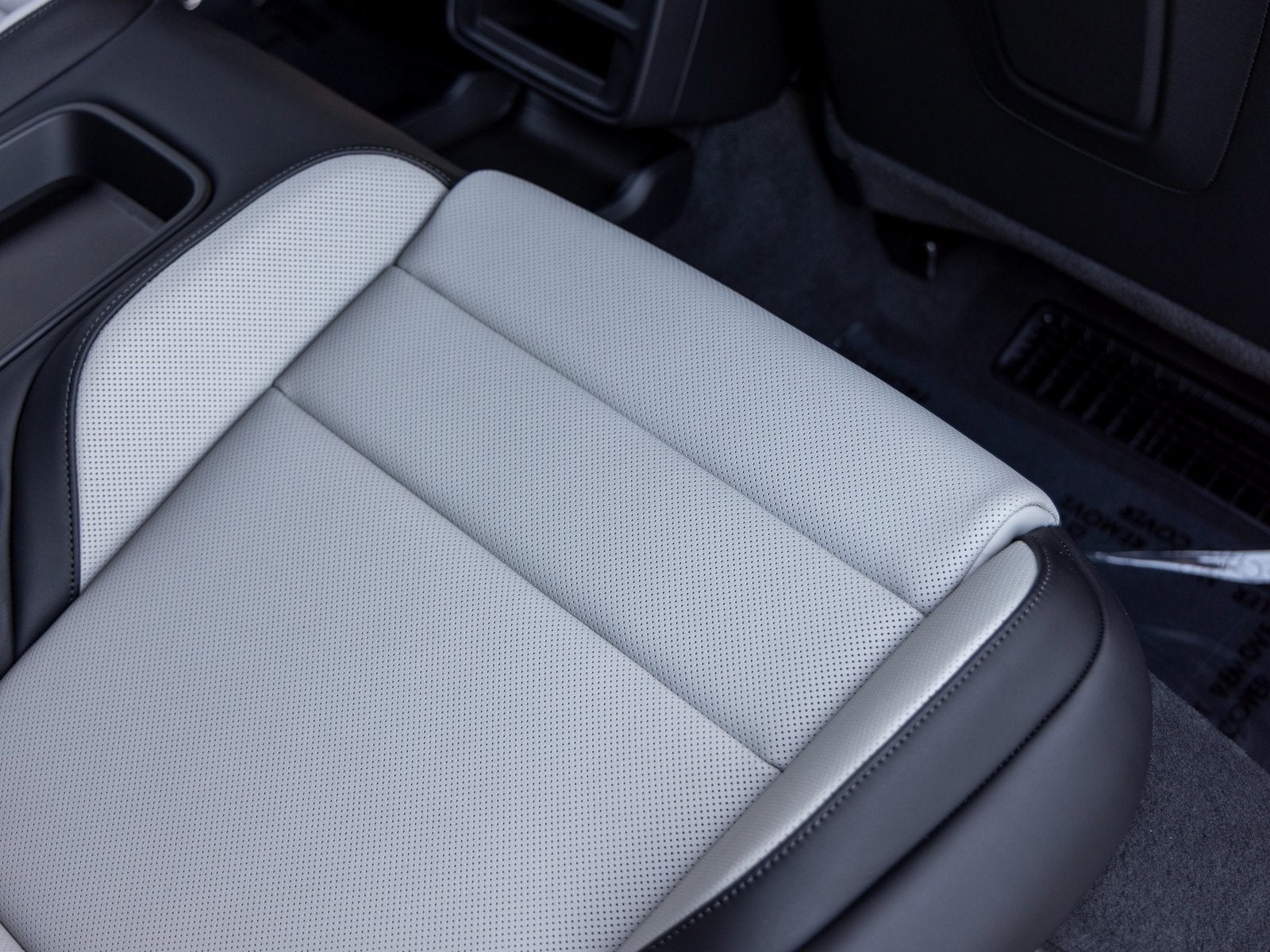 2025 Porsche Taycan Taycan 4