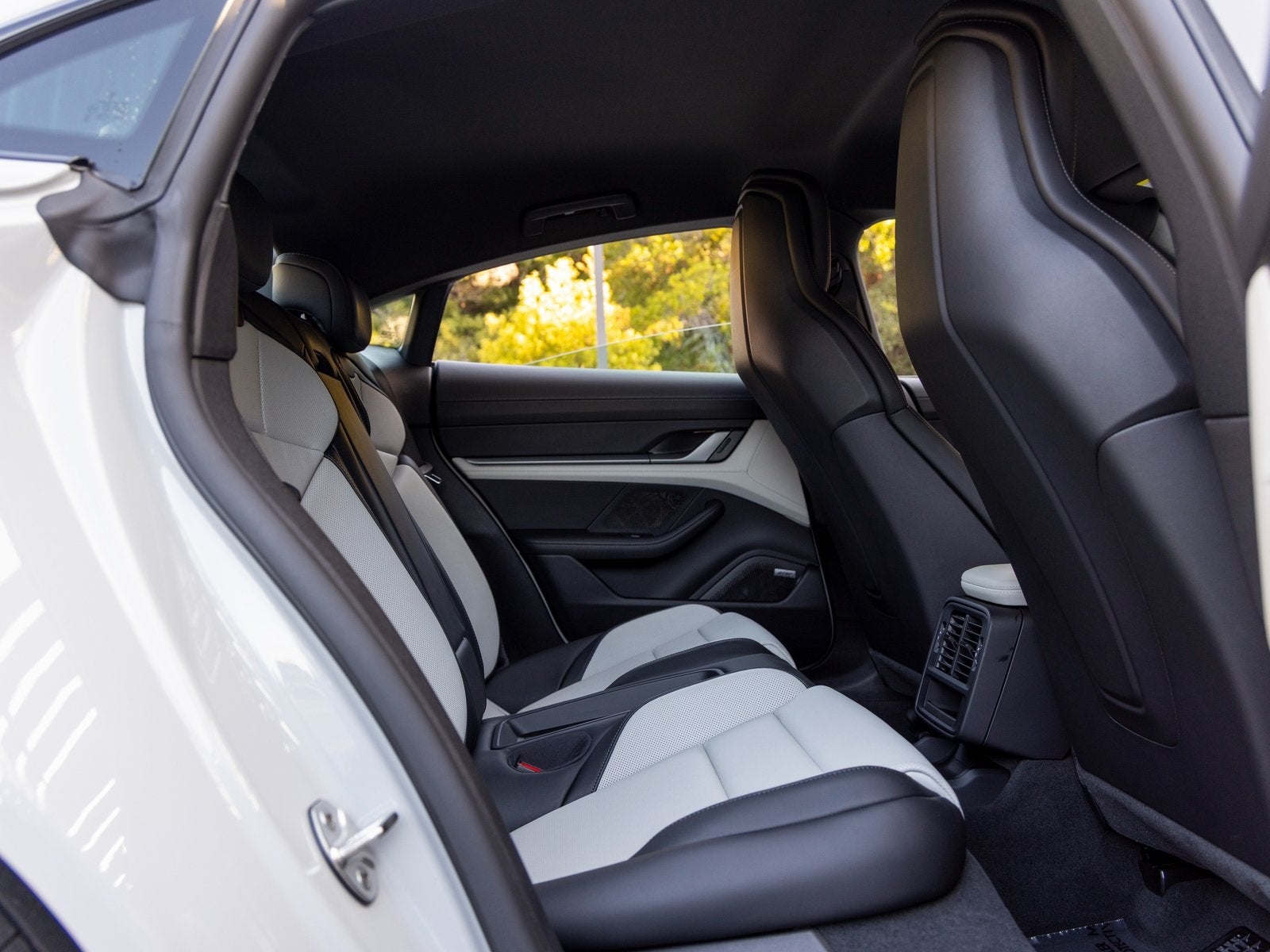 2025 Porsche Taycan Taycan 4