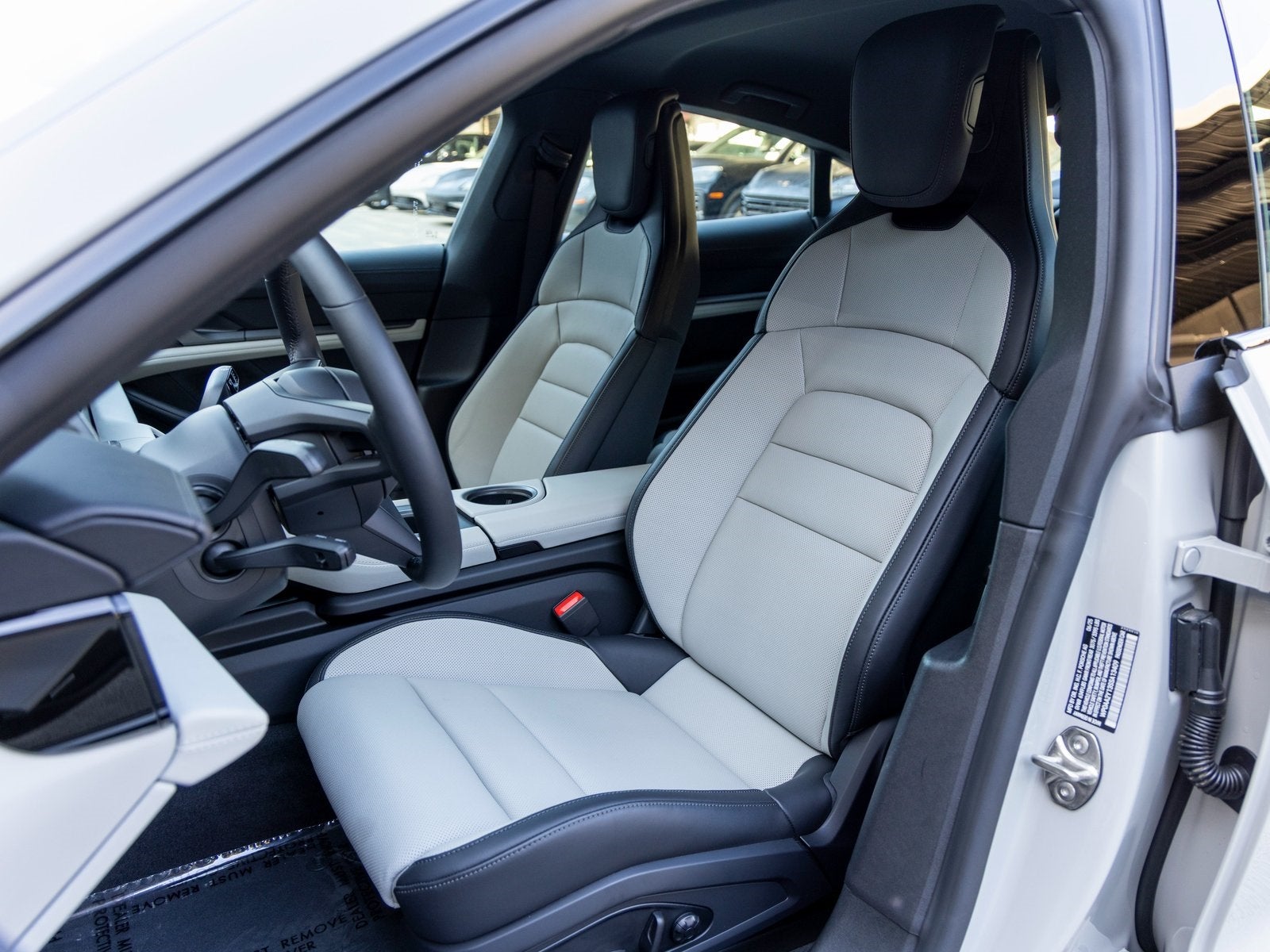 2025 Porsche Taycan Taycan 4