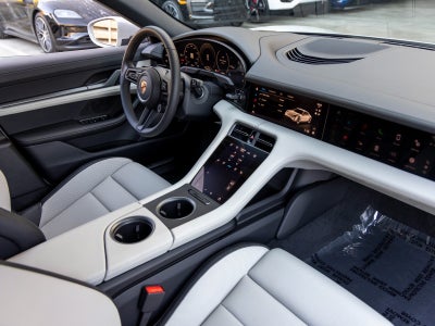 2025 Porsche Taycan Taycan 4