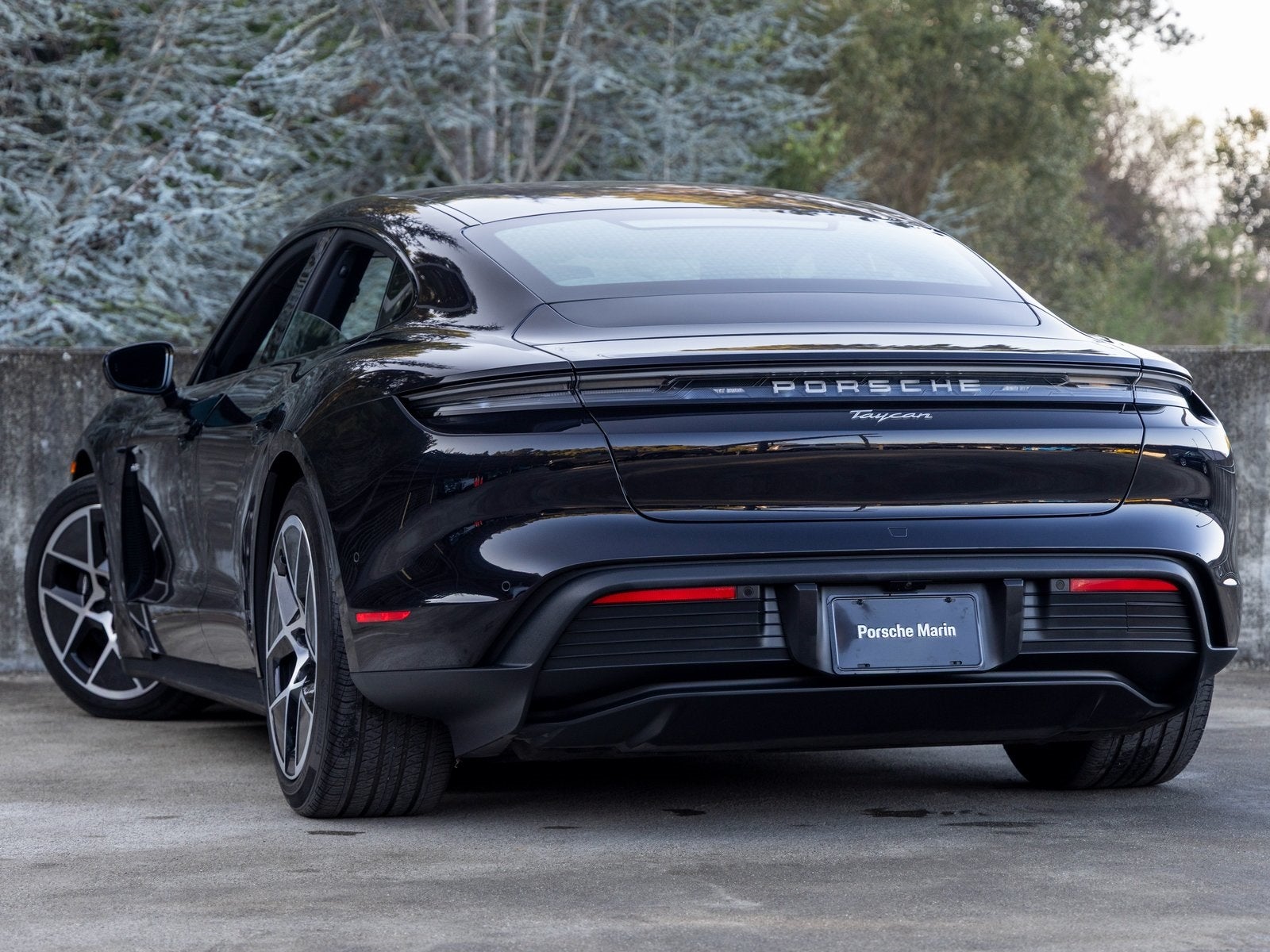 2025 Porsche Taycan Taycan