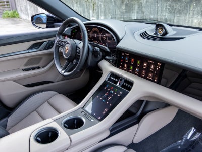 2025 Porsche Taycan Taycan