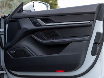 2025 Porsche Taycan Taycan