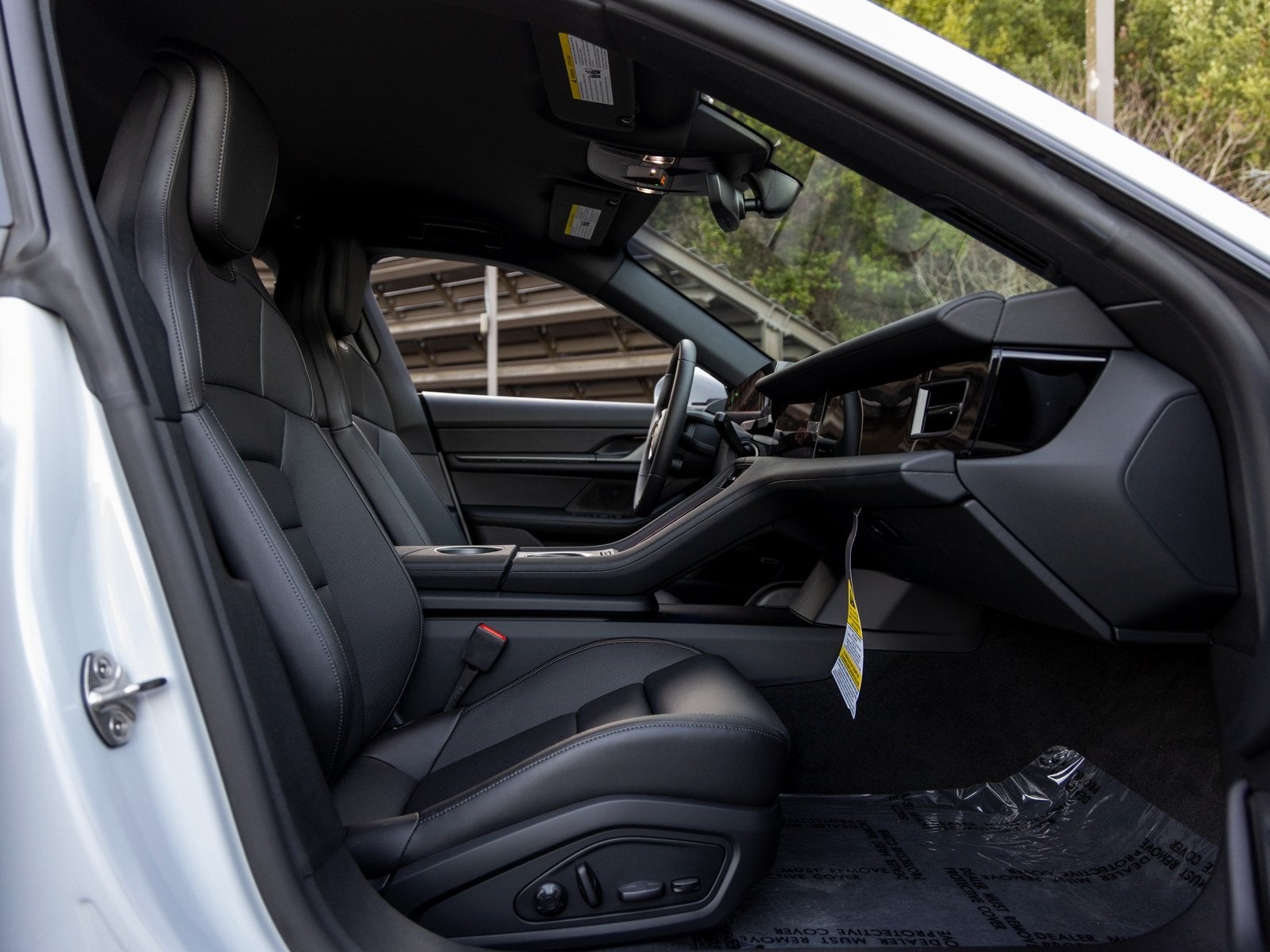 2025 Porsche Taycan Taycan