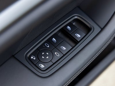 2025 Porsche Taycan Taycan