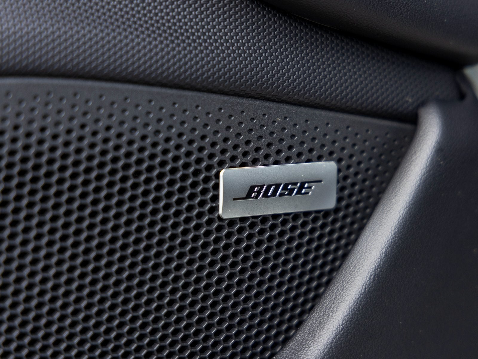 2025 Porsche Taycan Taycan