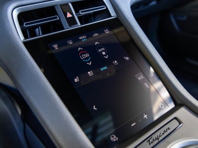 2025 Porsche Taycan Taycan 4