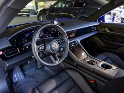 2025 Porsche Taycan Taycan 4