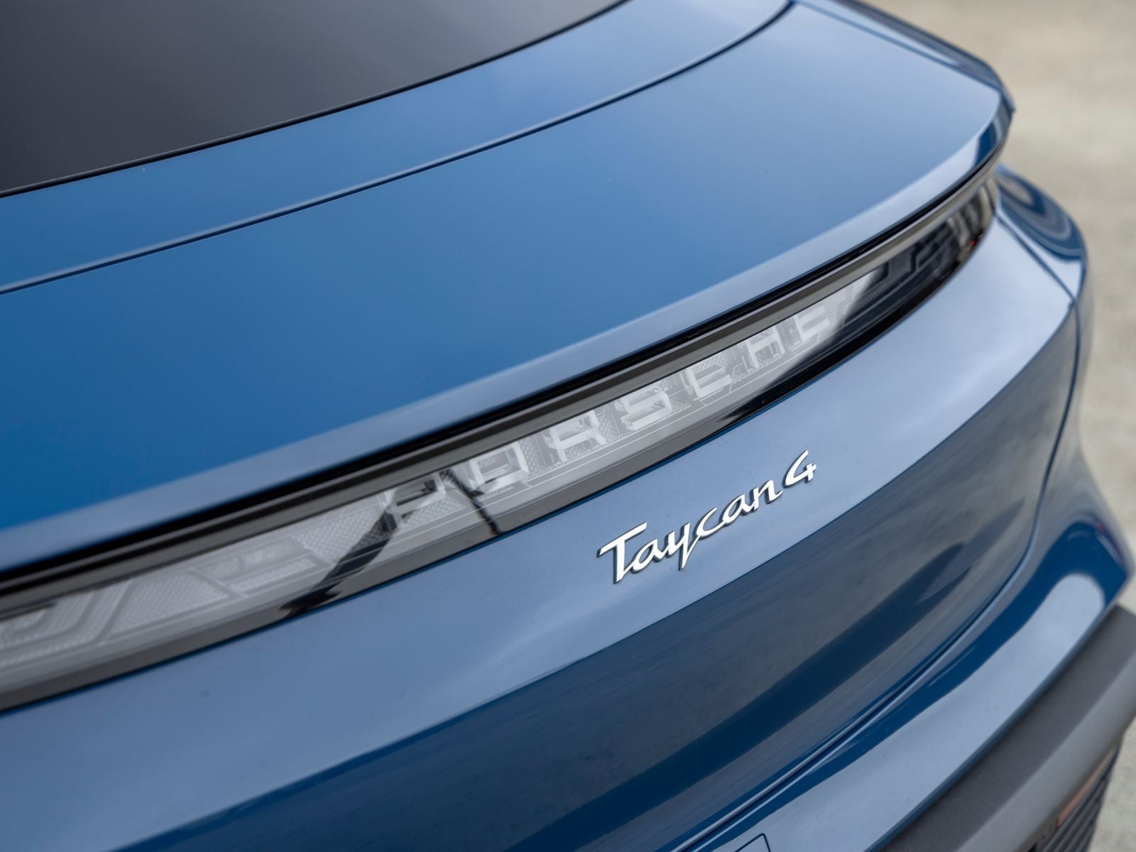 2025 Porsche Taycan Taycan 4
