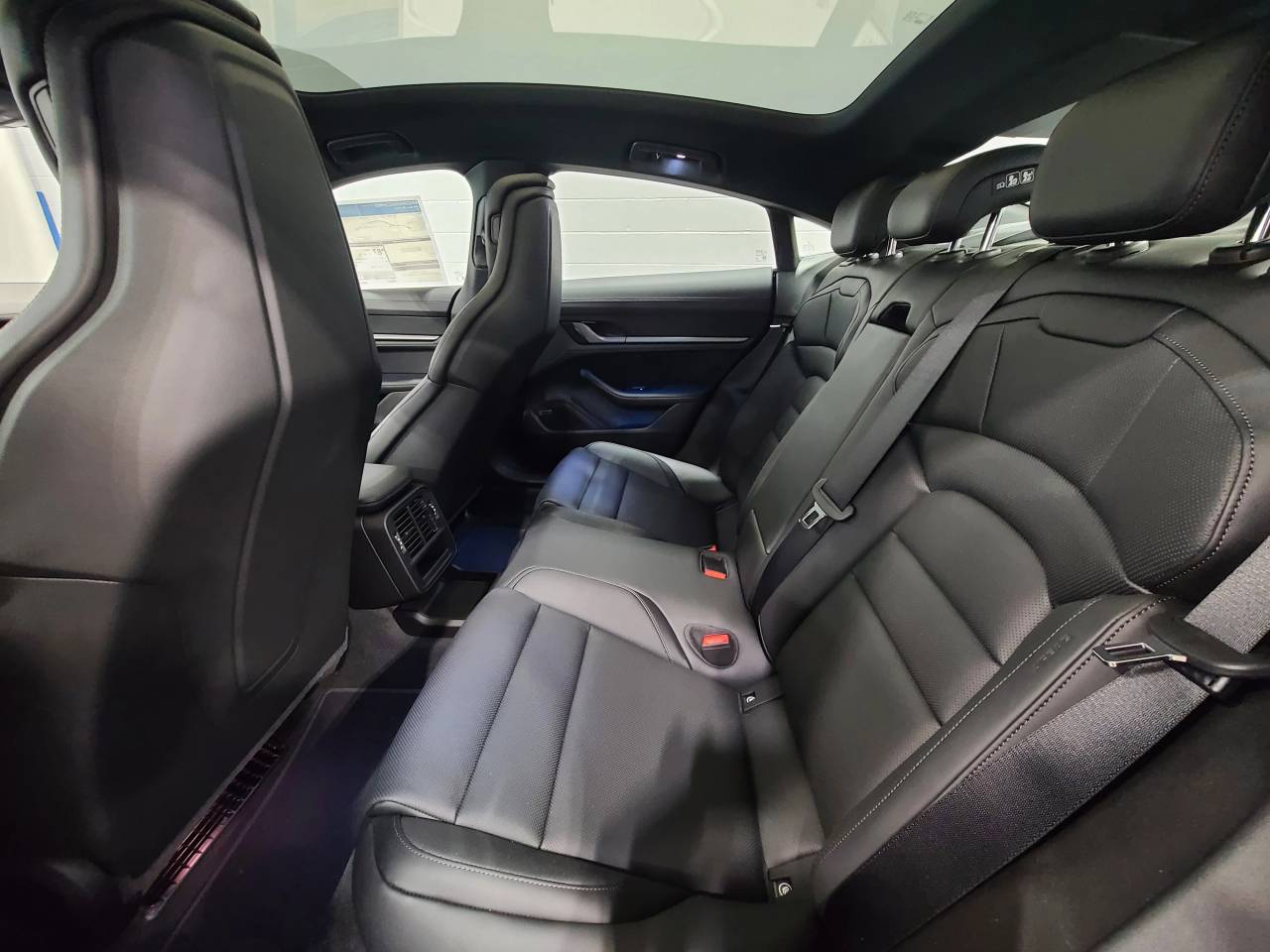 2026 Porsche Taycan Taycan 4 Black Edition