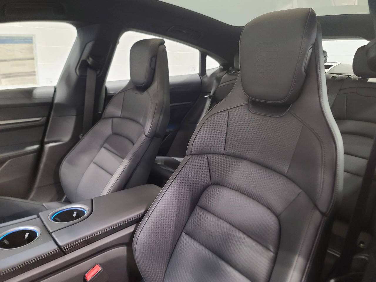 2026 Porsche Taycan Taycan 4 Black Edition