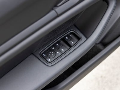 2023 Porsche Taycan Taycan