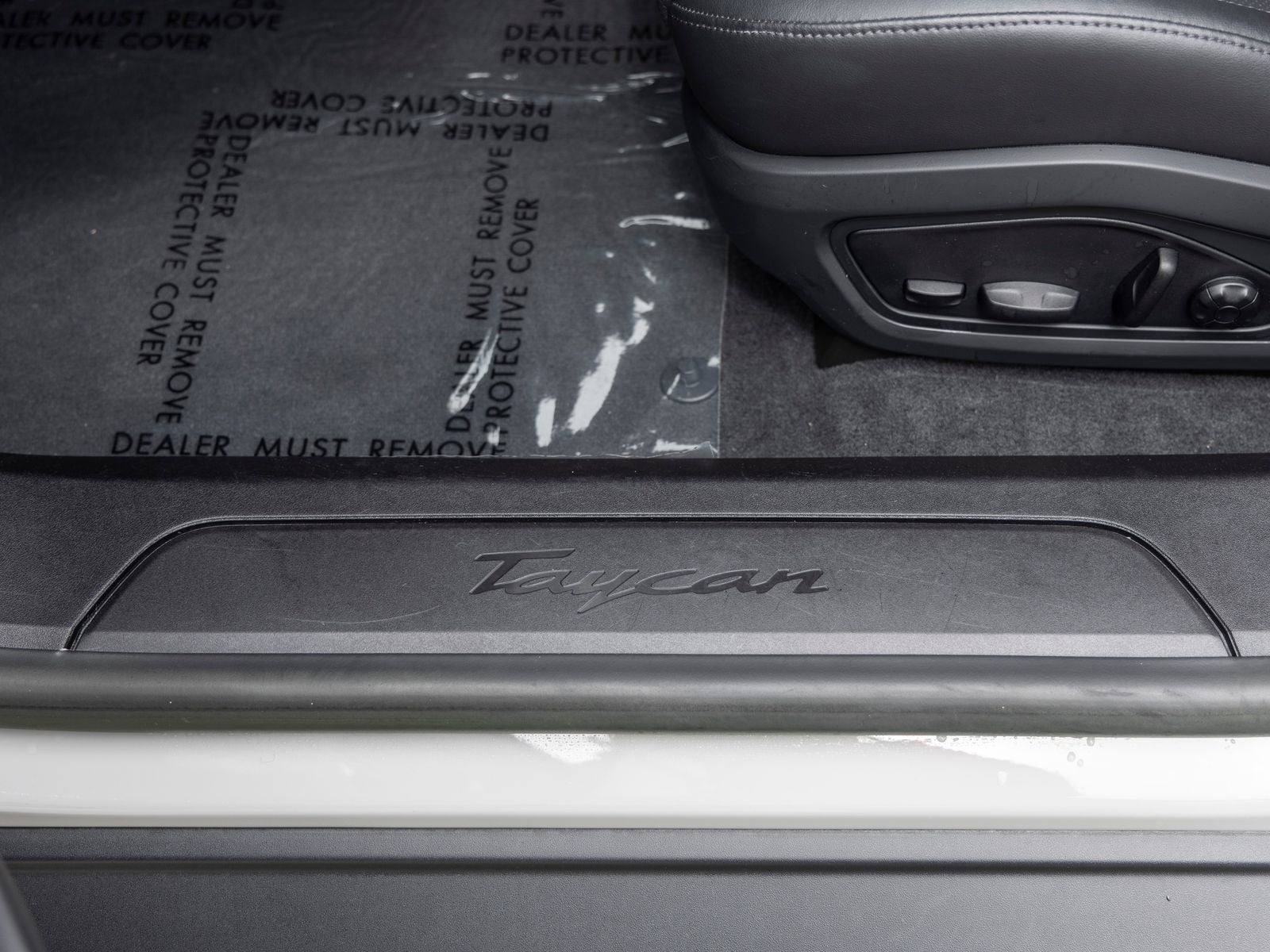 2023 Porsche Taycan Taycan