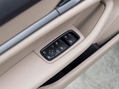2026 Porsche Taycan Taycan