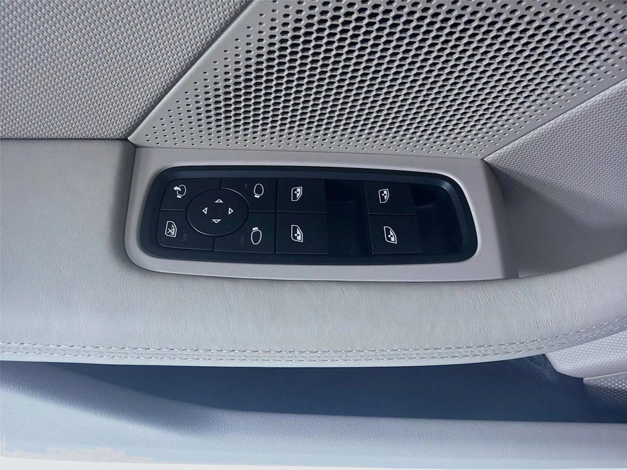 2026 Porsche Taycan Taycan