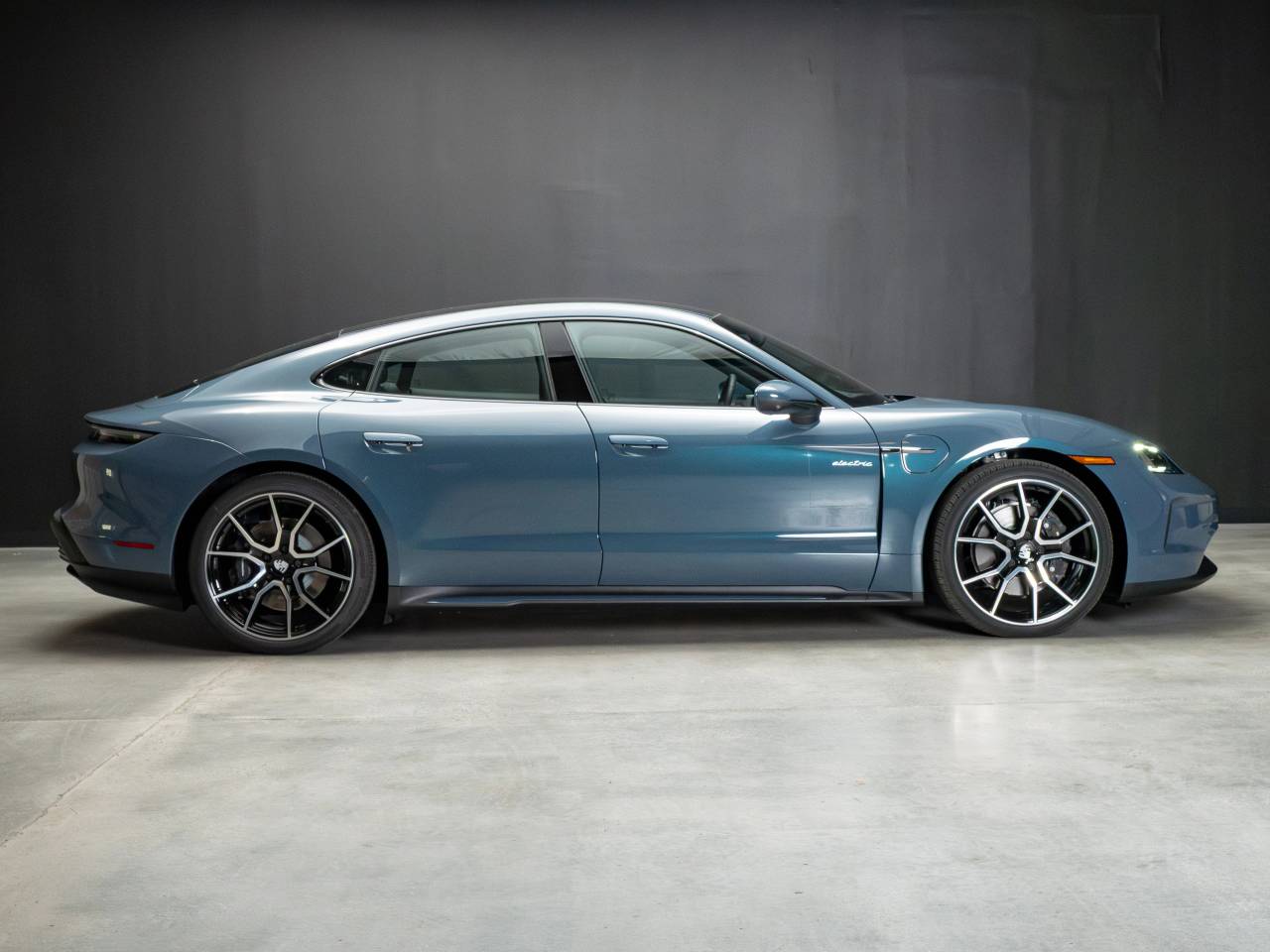 2026 Porsche Taycan Taycan