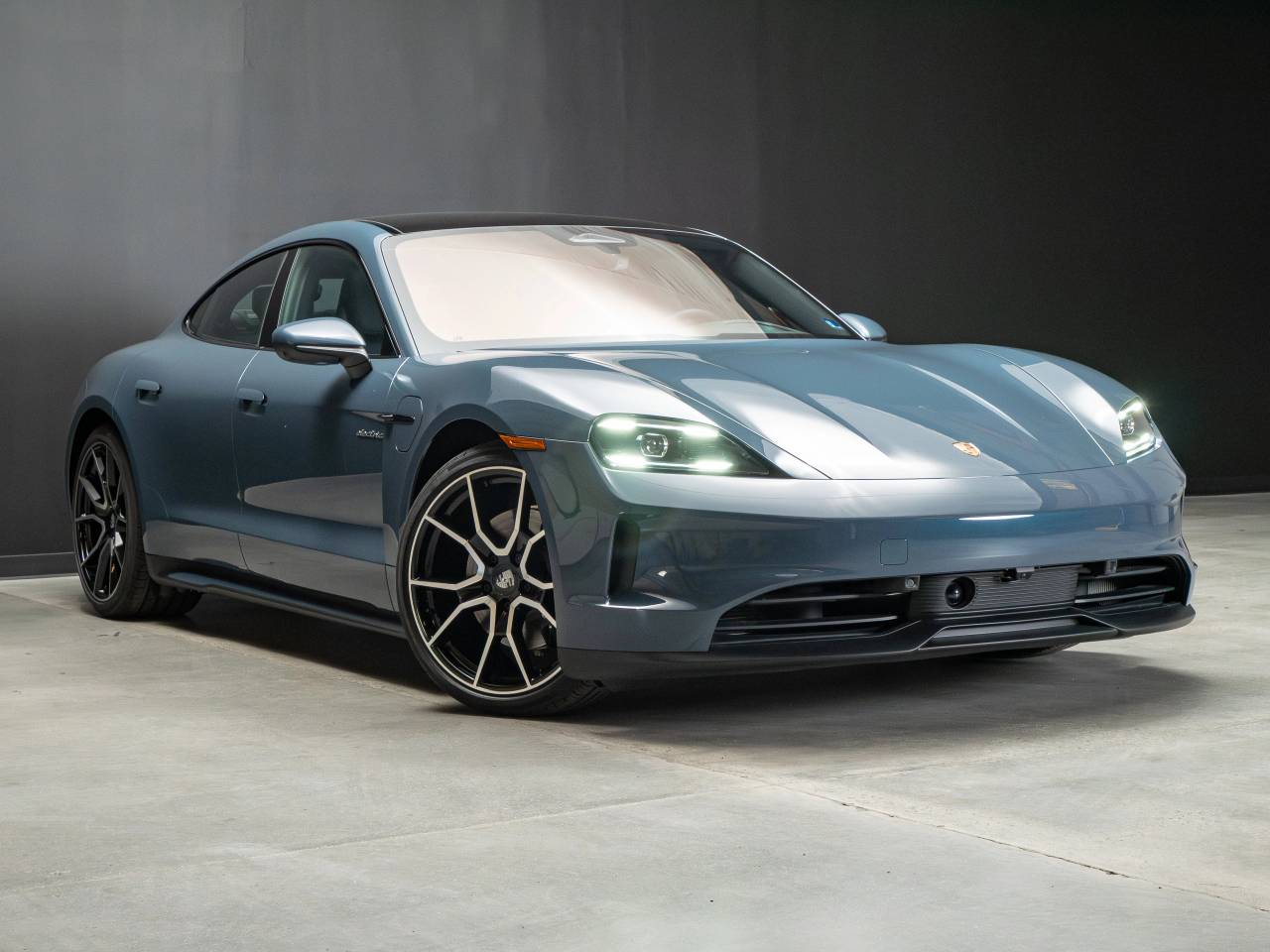 2026 Porsche Taycan Taycan