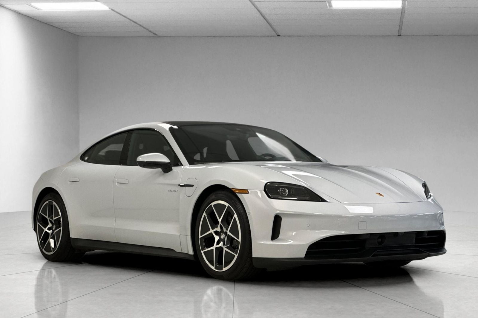 2025 Porsche Taycan Taycan