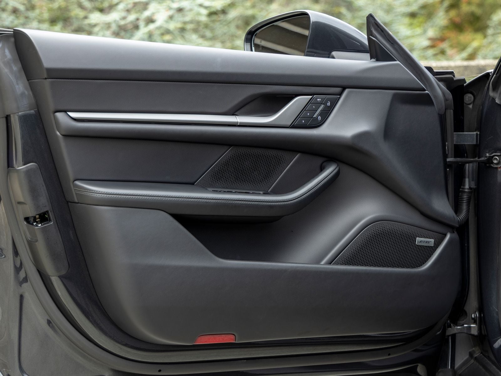2025 Porsche Taycan Taycan