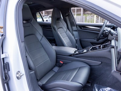 2025 Porsche Panamera Panamera