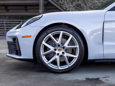 2025 Porsche Panamera Panamera
