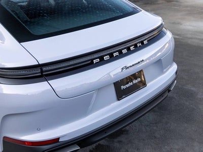 2025 Porsche Panamera Panamera
