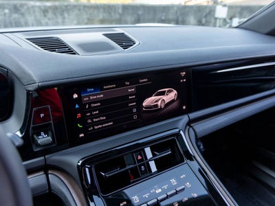 2025 Porsche Panamera Panamera