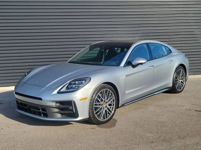 2025 Porsche Panamera Base