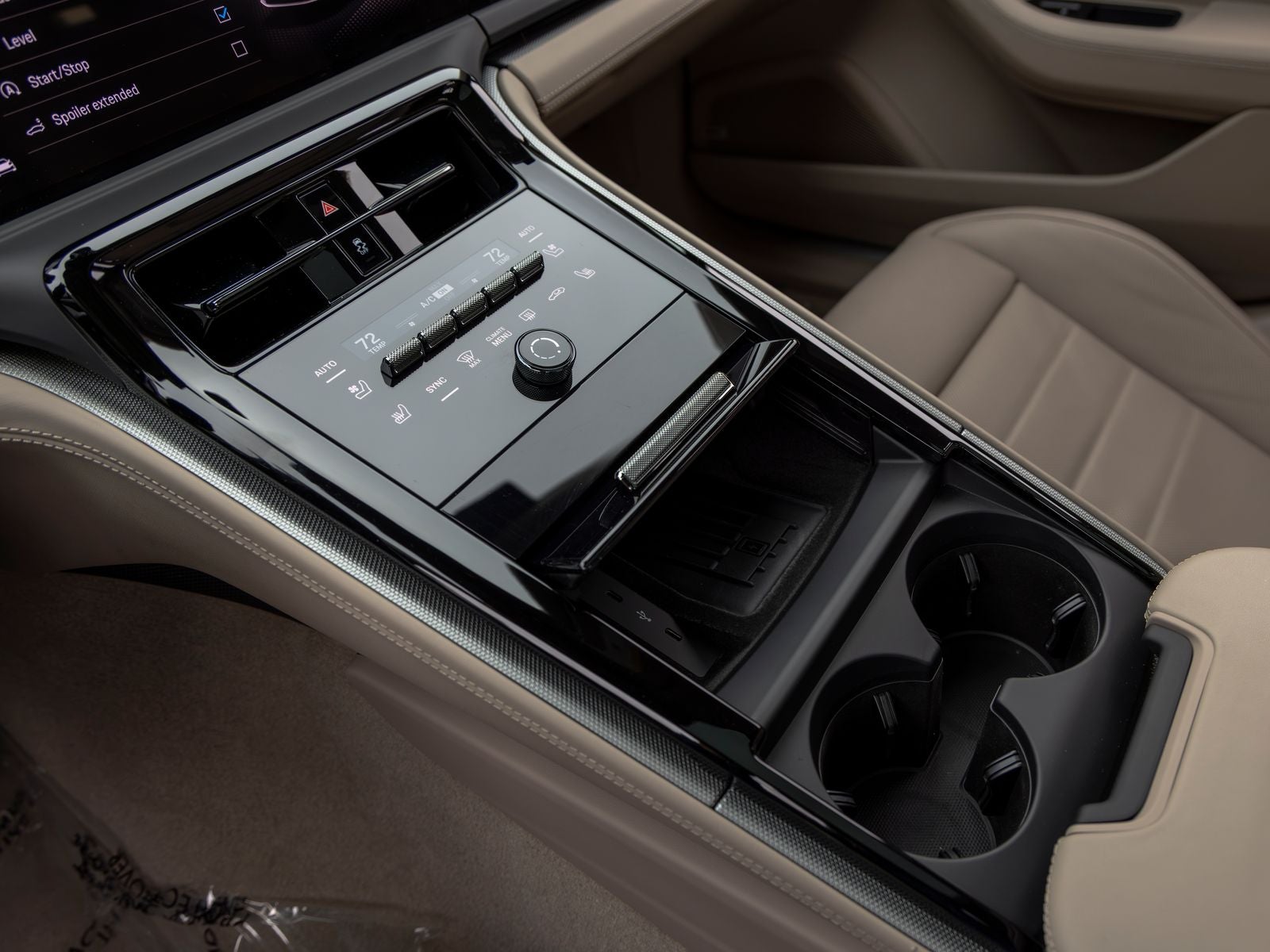 2025 Porsche Panamera Base