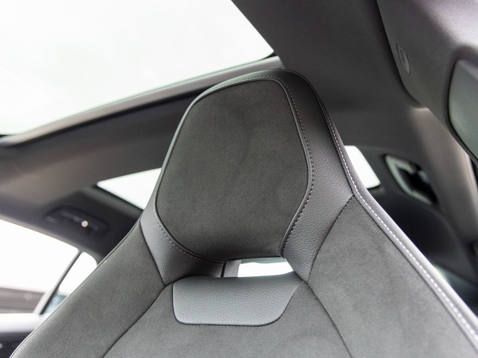 2025 Porsche Panamera Panamera 4