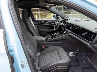 2025 Porsche Panamera Panamera 4