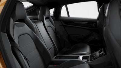 2026 Porsche Panamera 4