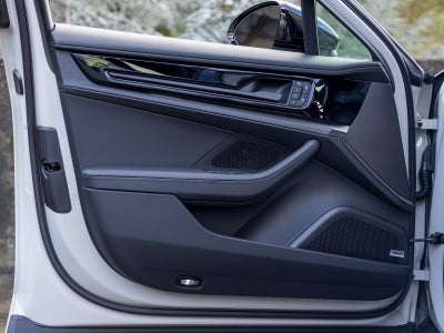 2026 Porsche Panamera Panamera 4