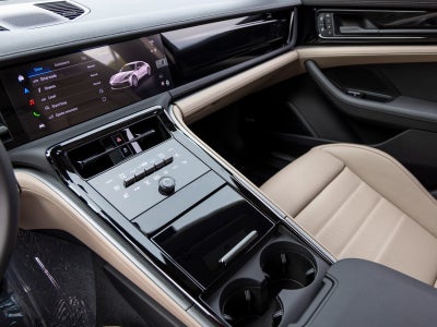 2025 Porsche Panamera Panamera