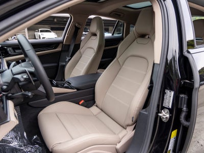 2025 Porsche Panamera Panamera