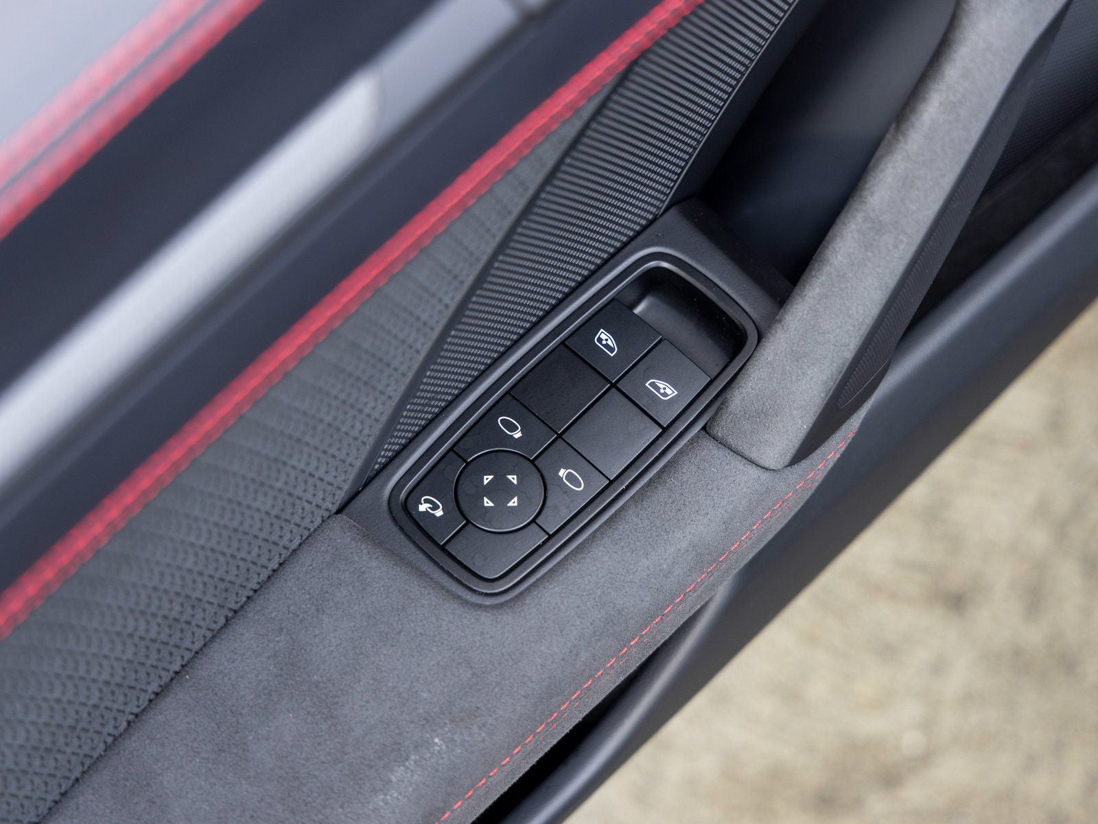 2025 Porsche 911 911 Carrera GTS