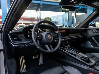 2025 Porsche 911 Carrera 4 GTS