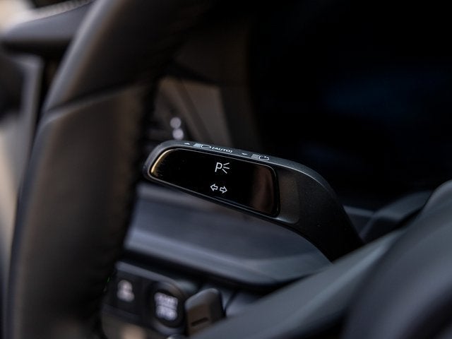 2025 Porsche 911 Carrera 4 GTS