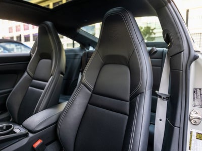 2025 Porsche 911 Carrera 4 GTS