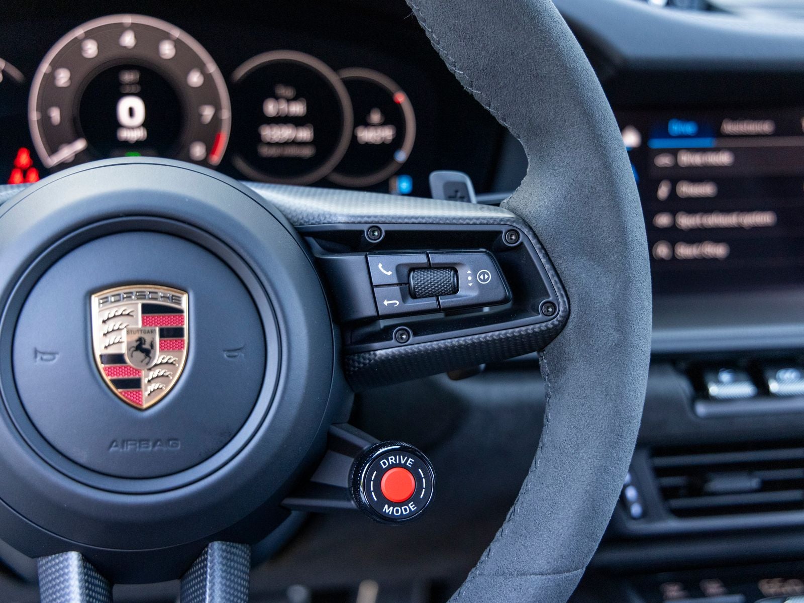 2025 Porsche 911 911 Carrera 4 GTS