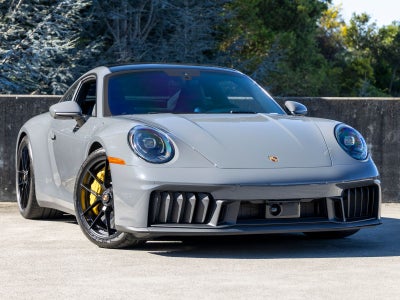 2025 Porsche 911 911 Carrera 4 GTS