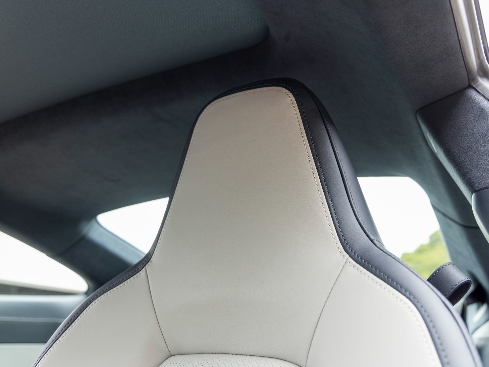 2026 Porsche 911 911 Carrera 4 GTS